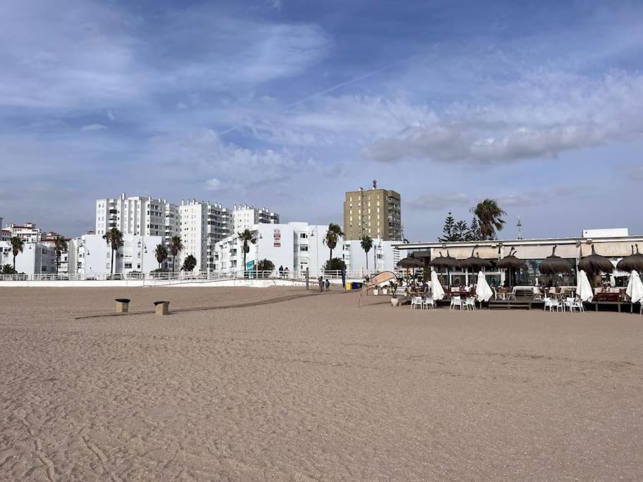 Apto. En La Playa Del Parque Natural Los Turunos เอลปูแอร์โต เด ซานตามาริอา ภายนอก รูปภาพ